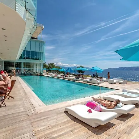 Nice In With Outdoor Swimming Pool, Sauna And Swimming Pool Apartment Novi Vinodolski