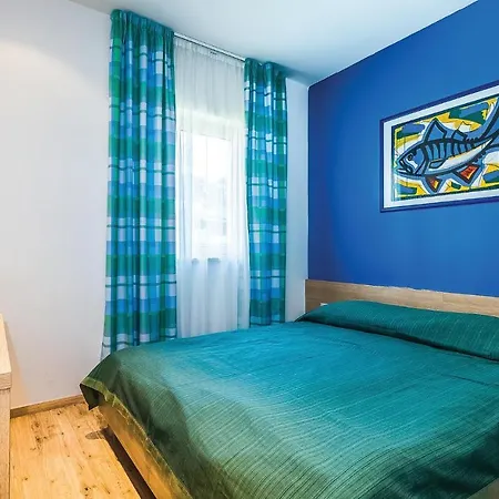 Apartment Nice In With Outdoor Swimming Pool, Sauna And Swimming Pool Novi Vinodolski