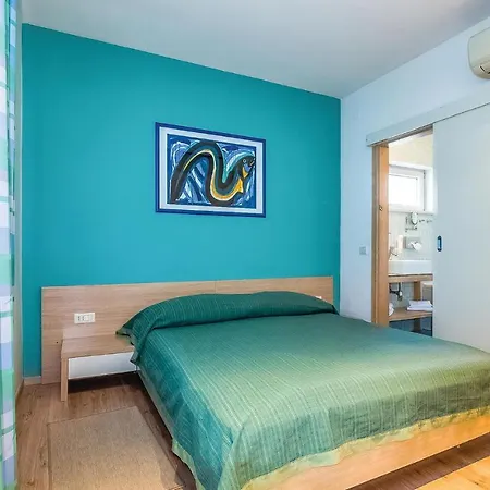 Nice In With Outdoor Swimming Pool, Sauna And Swimming Pool Apartment *